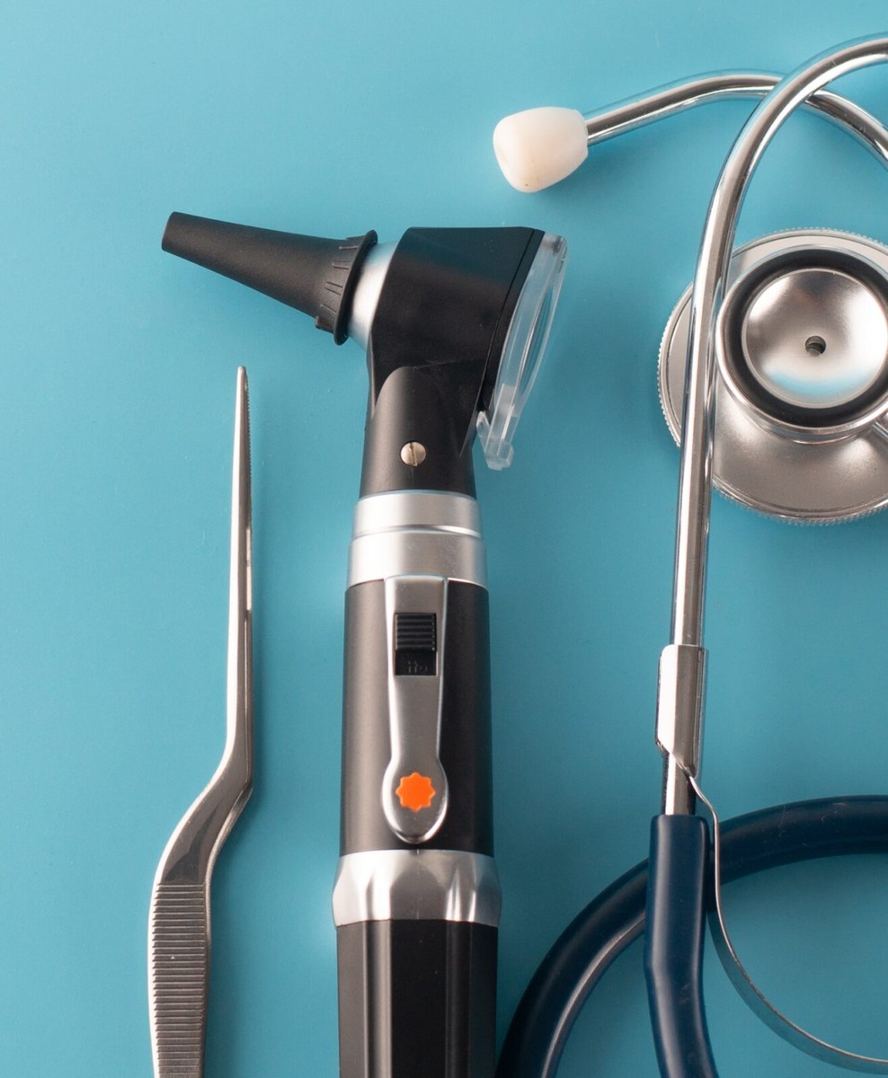 ENT examination kit — otoscope, bayonet forceps and stethoscope